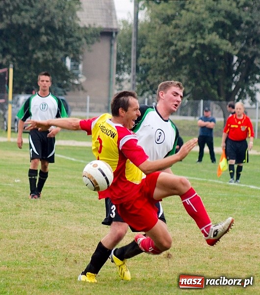Zdjęcie w galerii na portalu naszraciborz.pl: Strzelanina w Zabełkowie. Pierwszy punkt gospodarzy wiadomości z regionu