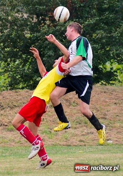 Zdjęcie w galerii na portalu naszraciborz.pl: Strzelanina w Zabełkowie. Pierwszy punkt gospodarzy wiadomości z regionu