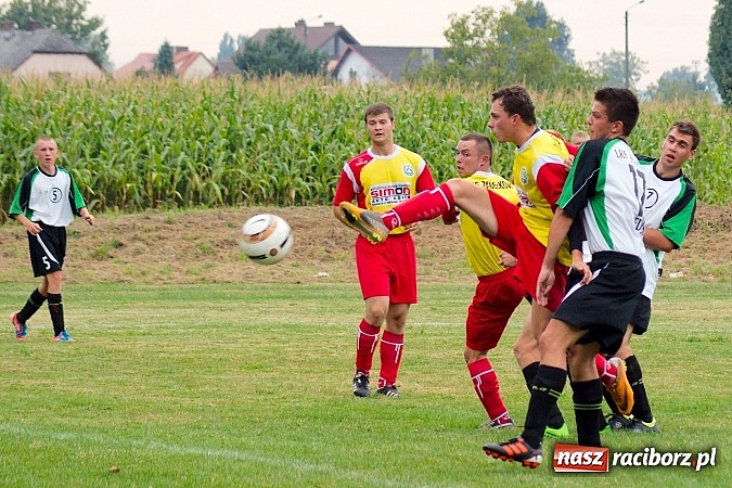 Zdjęcie w galerii na portalu naszraciborz.pl: Strzelanina w Zabełkowie. Pierwszy punkt gospodarzy wiadomości z regionu