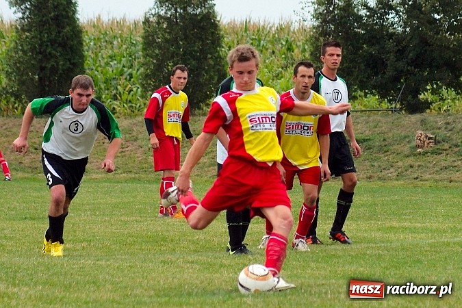 Zdjęcie w galerii na portalu naszraciborz.pl: Strzelanina w Zabełkowie. Pierwszy punkt gospodarzy wiadomości z regionu