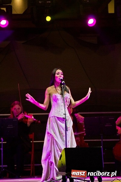 Zdjęcie w galerii na portalu naszraciborz.pl: Wyjątkowy koncert na zamku na finał powiatowych dożynek wiadomości z regionu