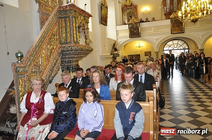 Zdjęcie w galerii na portalu naszraciborz.pl: W Tworkowie dziękowali za plony z misjonarzem wiadomości z regionu