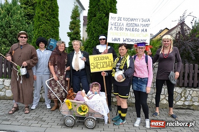 Zdjęcie w galerii na portalu naszraciborz.pl: Owsiszcze świętowały z Nową Wioską wiadomości z regionu