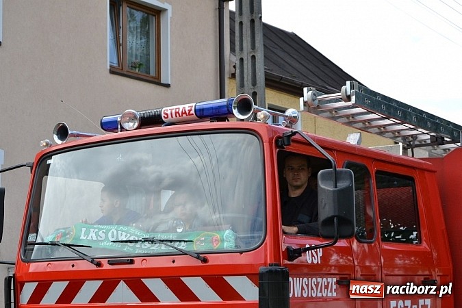 Zdjęcie w galerii na portalu naszraciborz.pl: Owsiszcze świętowały z Nową Wioską wiadomości z regionu