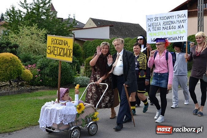 Zdjęcie w galerii na portalu naszraciborz.pl: Owsiszcze świętowały z Nową Wioską wiadomości z regionu