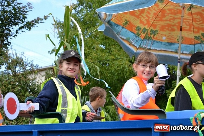 Zdjęcie w galerii na portalu naszraciborz.pl: Owsiszcze świętowały z Nową Wioską wiadomości z regionu