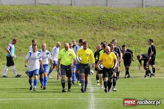 Zdjęcie w galerii na portalu naszraciborz.pl: Kapitan uratował punkt dla Czarnych wiadomości z regionu