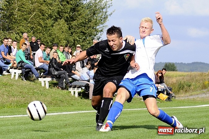 Zdjęcie w galerii na portalu naszraciborz.pl: Kapitan uratował punkt dla Czarnych wiadomości z regionu