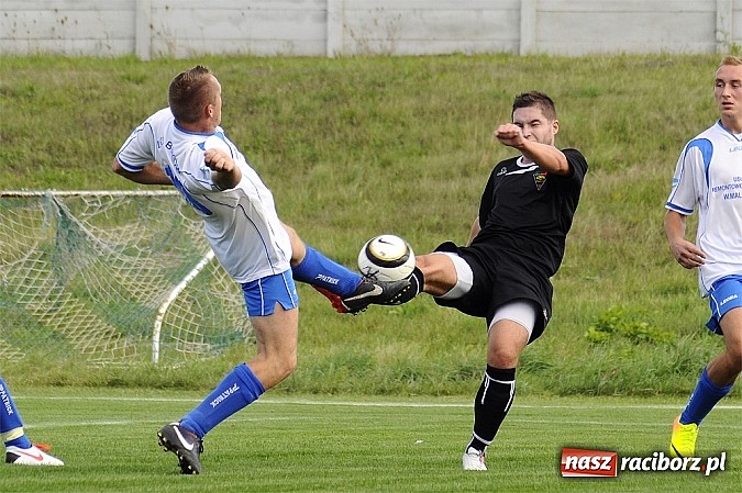 Zdjęcie w galerii na portalu naszraciborz.pl: Kapitan uratował punkt dla Czarnych wiadomości z regionu