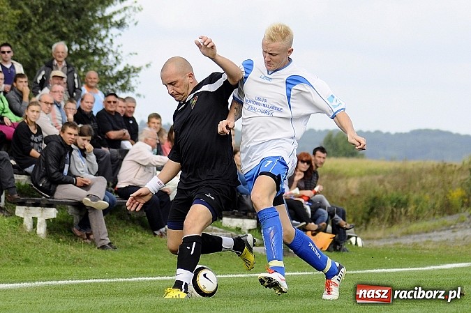 Zdjęcie w galerii na portalu naszraciborz.pl: Kapitan uratował punkt dla Czarnych wiadomości z regionu