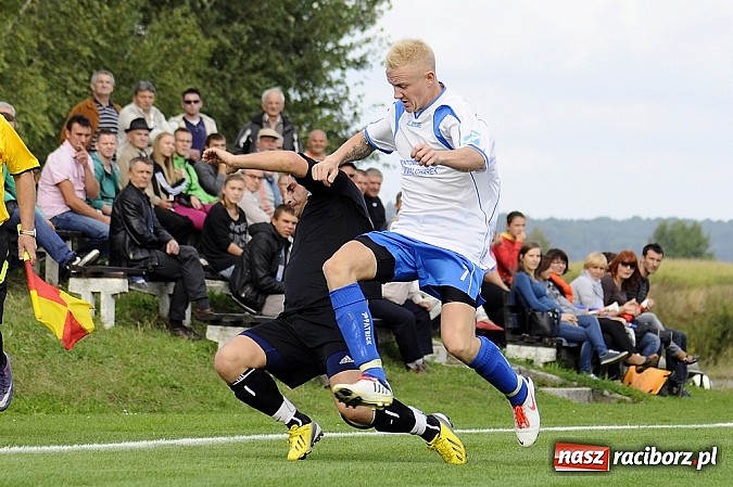 Zdjęcie w galerii na portalu naszraciborz.pl: Kapitan uratował punkt dla Czarnych wiadomości z regionu