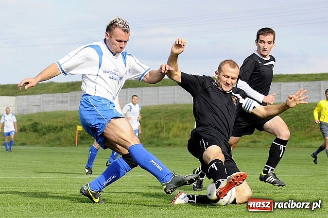 Zdjęcie w galerii na portalu naszraciborz.pl: Kapitan uratował punkt dla Czarnych wiadomości z regionu
