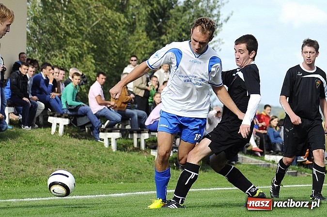 Zdjęcie w galerii na portalu naszraciborz.pl: Kapitan uratował punkt dla Czarnych wiadomości z regionu