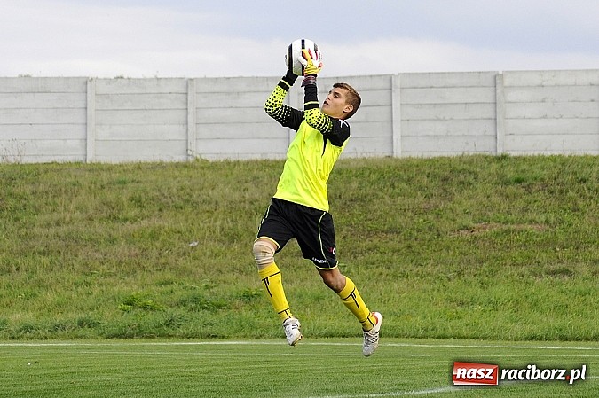 Zdjęcie w galerii na portalu naszraciborz.pl: Kapitan uratował punkt dla Czarnych wiadomości z regionu