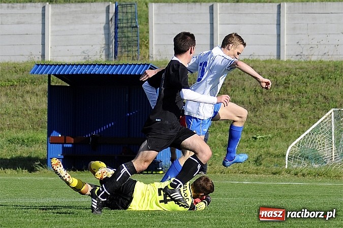 Zdjęcie w galerii na portalu naszraciborz.pl: Kapitan uratował punkt dla Czarnych wiadomości z regionu