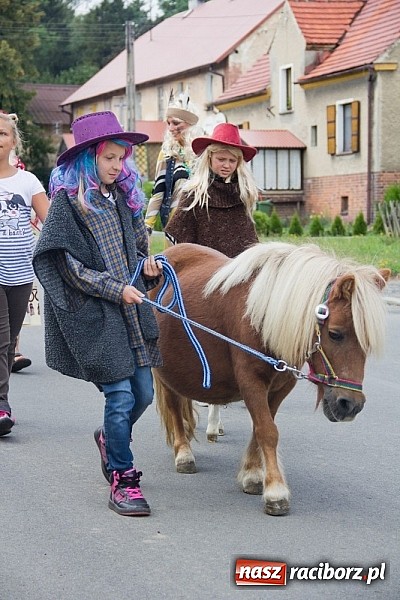 Zdjęcie w galerii na portalu naszraciborz.pl: Dożynki w Rudniku. Od korowodu do festynu wiadomości z regionu