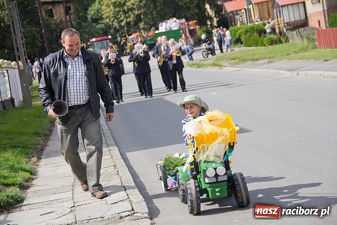 Zdjęcie w galerii na portalu naszraciborz.pl: Dożynki w Rudniku. Od korowodu do festynu wiadomości z regionu