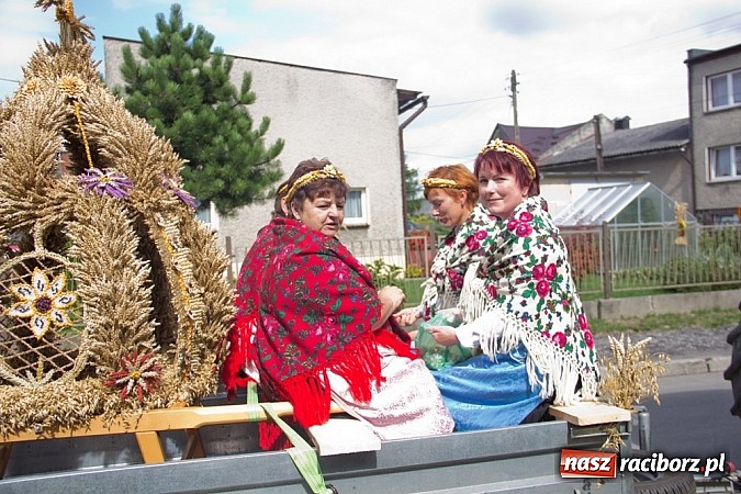 Zdjęcie w galerii na portalu naszraciborz.pl: Dożynki w Rudniku. Od korowodu do festynu wiadomości z regionu