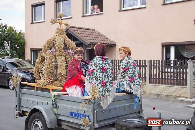 Zdjęcie w galerii na portalu naszraciborz.pl: Dożynki w Rudniku. Od korowodu do festynu wiadomości z regionu