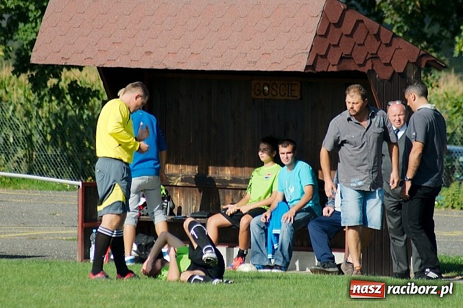 Zdjęcie w galerii na portalu naszraciborz.pl: Pietrowice kontra Cyprzanów: Gminne derby na remis wiadomości z regionu