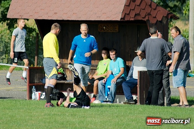 Zdjęcie w galerii na portalu naszraciborz.pl: Pietrowice kontra Cyprzanów: Gminne derby na remis wiadomości z regionu