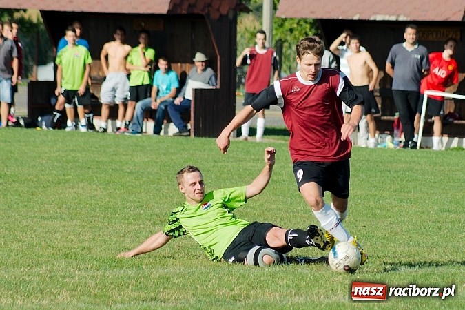 Zdjęcie w galerii na portalu naszraciborz.pl: Pietrowice kontra Cyprzanów: Gminne derby na remis wiadomości z regionu