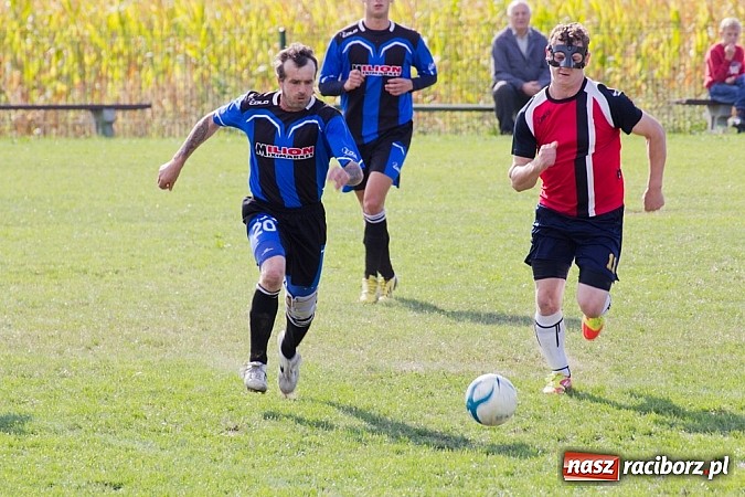 Zdjęcie w galerii na portalu naszraciborz.pl: B klasa: Sześciopak na Brzeziu wiadomości z regionu