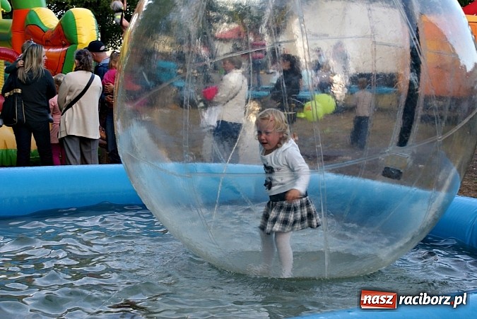 Zdjęcie w galerii na portalu naszraciborz.pl: Pożegnanie Lata w Kuźni Raciborskiej wiadomości z regionu