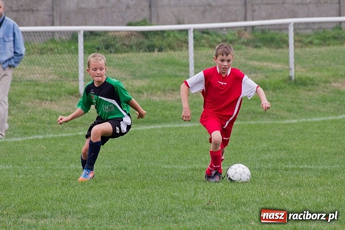 Zdjęcie w galerii na portalu naszraciborz.pl: Minimalna porażka trampkarzy Studziennej wiadomości z regionu