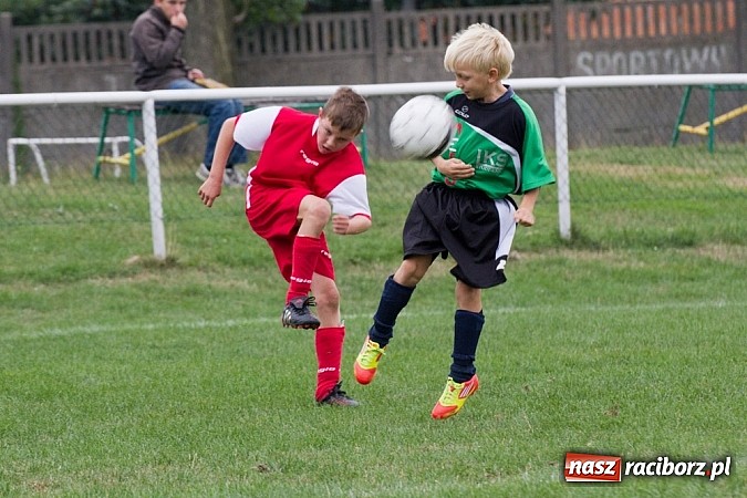 Zdjęcie w galerii na portalu naszraciborz.pl: Minimalna porażka trampkarzy Studziennej wiadomości z regionu
