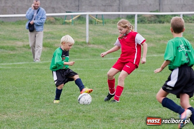 Zdjęcie w galerii na portalu naszraciborz.pl: Minimalna porażka trampkarzy Studziennej wiadomości z regionu