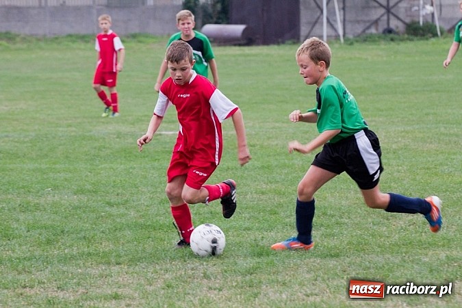 Zdjęcie w galerii na portalu naszraciborz.pl: Minimalna porażka trampkarzy Studziennej wiadomości z regionu