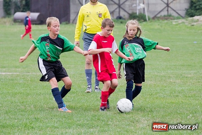 Zdjęcie w galerii na portalu naszraciborz.pl: Minimalna porażka trampkarzy Studziennej wiadomości z regionu
