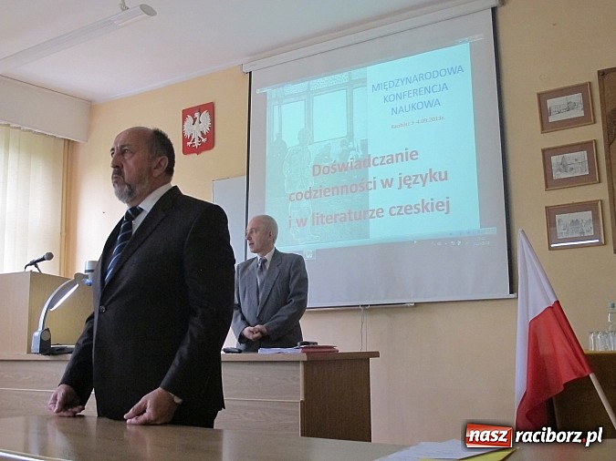 Zdjęcie w galerii na portalu naszraciborz.pl: Codzienność Czechów wyrażona w języku. Konferencja w PWSZ wiadomości z regionu