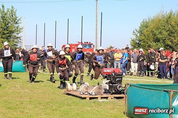 Zdjęcie w galerii na portalu naszraciborz.pl: Krzanowice, Pietraszyn, Turze i Sławików - nowi strażaccy mistrzowie powiatu wiadomości z regionu