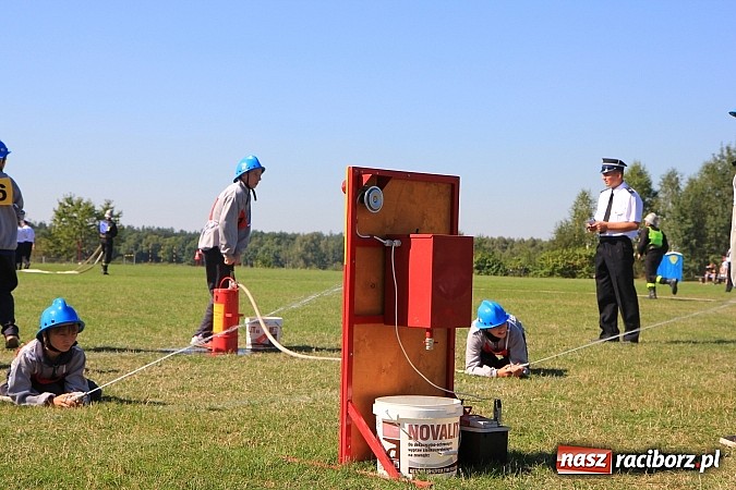 Zdjęcie w galerii na portalu naszraciborz.pl: Krzanowice, Pietraszyn, Turze i Sławików - nowi strażaccy mistrzowie powiatu wiadomości z regionu