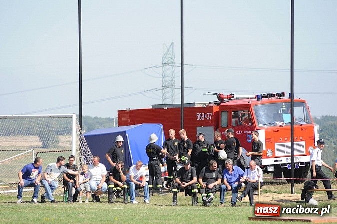 Zdjęcie w galerii na portalu naszraciborz.pl: Krzanowice, Pietraszyn, Turze i Sławików - nowi strażaccy mistrzowie powiatu wiadomości z regionu