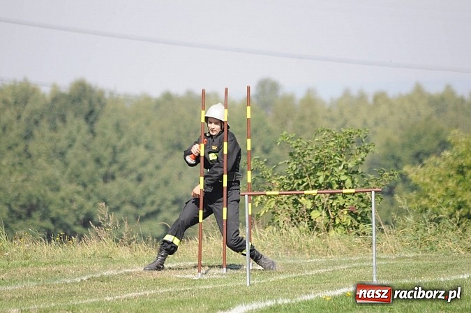 Zdjęcie w galerii na portalu naszraciborz.pl: Krzanowice, Pietraszyn, Turze i Sławików - nowi strażaccy mistrzowie powiatu wiadomości z regionu
