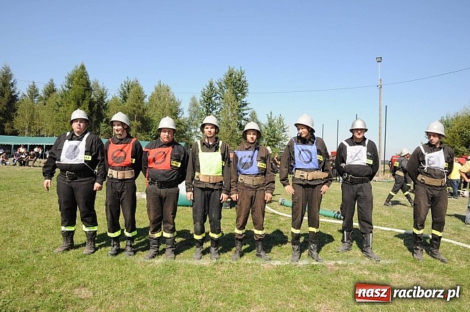 Zdjęcie w galerii na portalu naszraciborz.pl: Krzanowice, Pietraszyn, Turze i Sławików - nowi strażaccy mistrzowie powiatu wiadomości z regionu