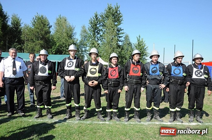 Zdjęcie w galerii na portalu naszraciborz.pl: Krzanowice, Pietraszyn, Turze i Sławików - nowi strażaccy mistrzowie powiatu wiadomości z regionu