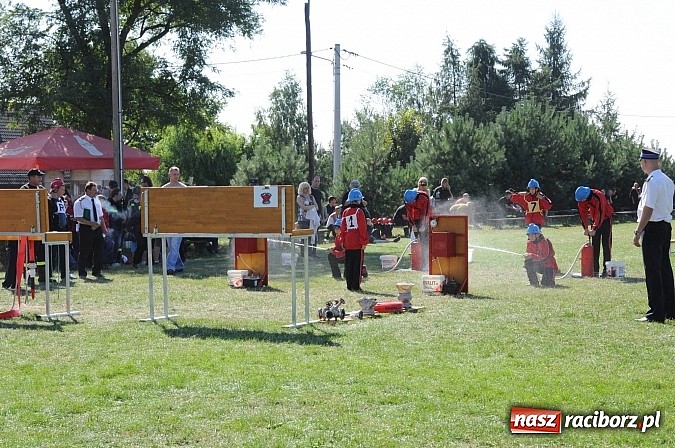 Zdjęcie w galerii na portalu naszraciborz.pl: Krzanowice, Pietraszyn, Turze i Sławików - nowi strażaccy mistrzowie powiatu wiadomości z regionu