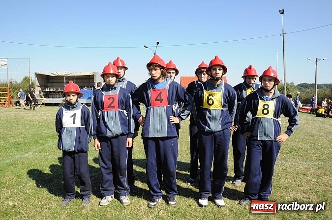 Zdjęcie w galerii na portalu naszraciborz.pl: Krzanowice, Pietraszyn, Turze i Sławików - nowi strażaccy mistrzowie powiatu wiadomości z regionu