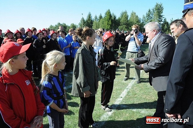 Zdjęcie w galerii na portalu naszraciborz.pl: Krzanowice, Pietraszyn, Turze i Sławików - nowi strażaccy mistrzowie powiatu wiadomości z regionu