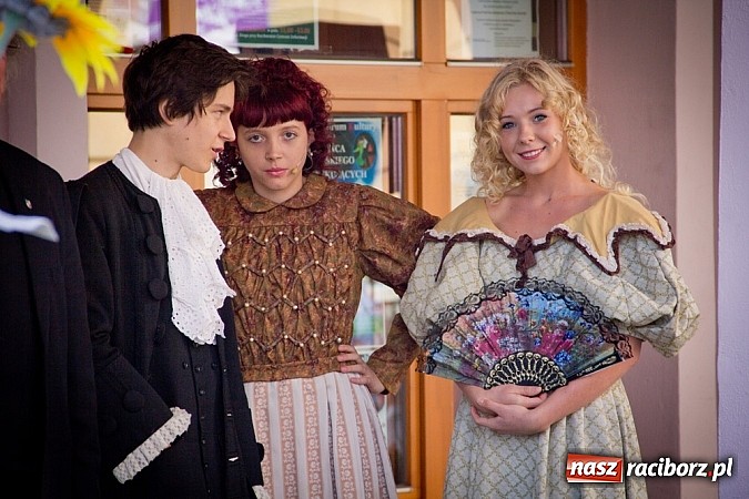 Zdjęcie w galerii na portalu naszraciborz.pl: Narodowe Czytanie Fredry przy RCI wiadomości z regionu