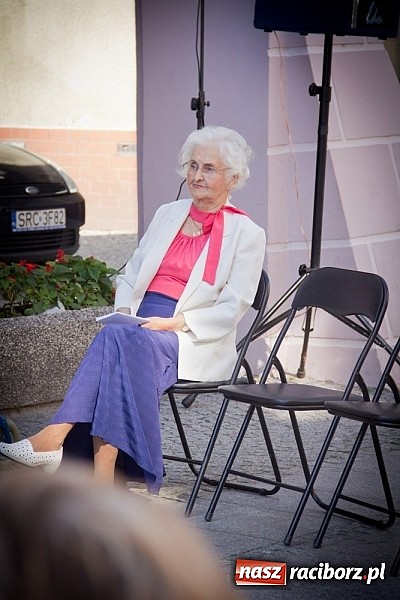 Zdjęcie w galerii na portalu naszraciborz.pl: Narodowe Czytanie Fredry przy RCI wiadomości z regionu