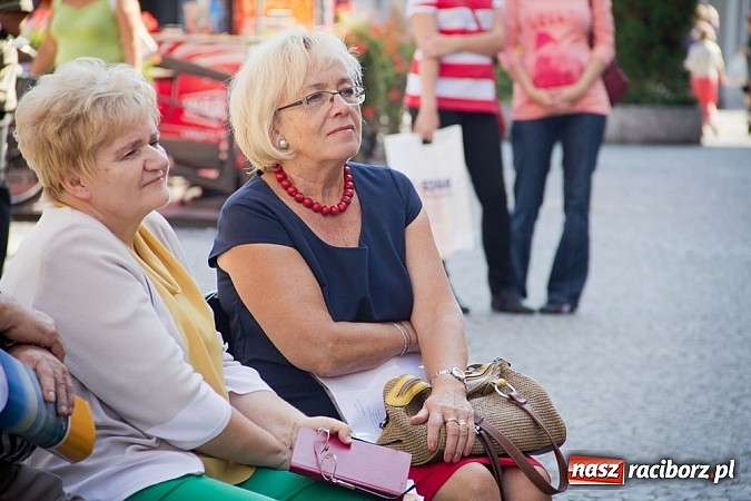 Zdjęcie w galerii na portalu naszraciborz.pl: Narodowe Czytanie Fredry przy RCI wiadomości z regionu