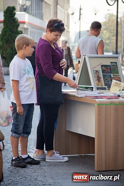 Zdjęcie w galerii na portalu naszraciborz.pl: Narodowe Czytanie Fredry przy RCI wiadomości z regionu