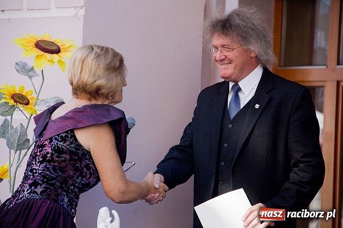 Zdjęcie w galerii na portalu naszraciborz.pl: Narodowe Czytanie Fredry przy RCI wiadomości z regionu