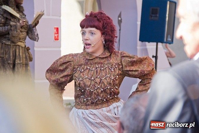 Zdjęcie w galerii na portalu naszraciborz.pl: Narodowe Czytanie Fredry przy RCI wiadomości z regionu