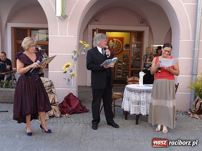 Zdjęcie w galerii na portalu naszraciborz.pl: Narodowe Czytanie Fredry przy RCI wiadomości z regionu